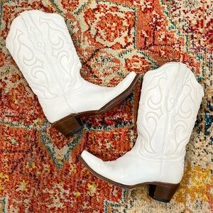 Corral White Boots